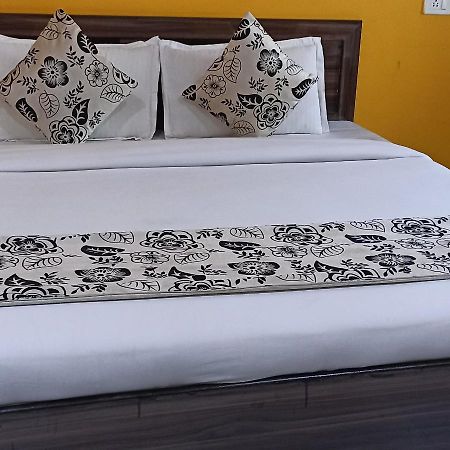 Hotel Suraj Rishīkesh Eksteriør bilde